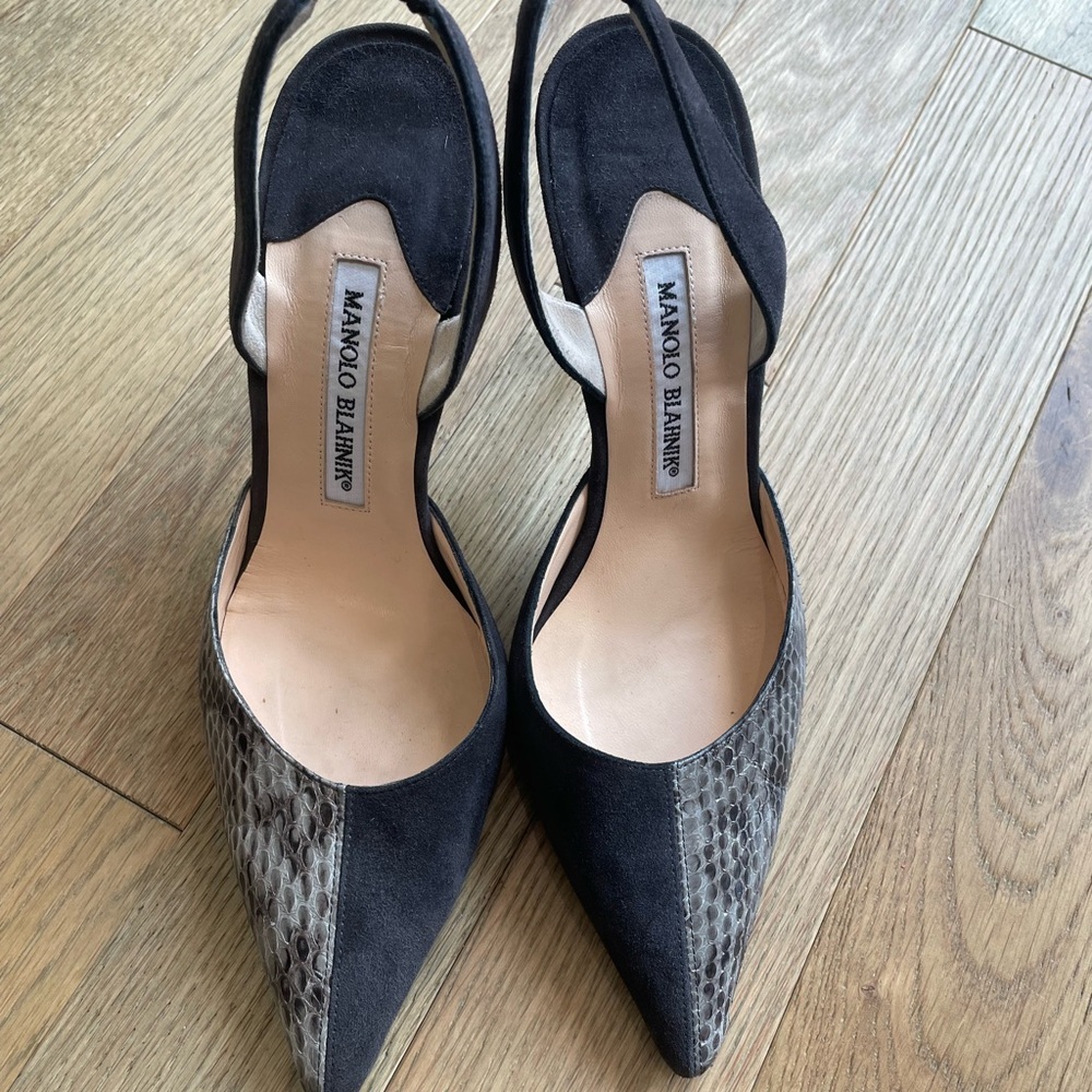 Manolo Blahnik Black Suede and Lizard Slingback Pumps